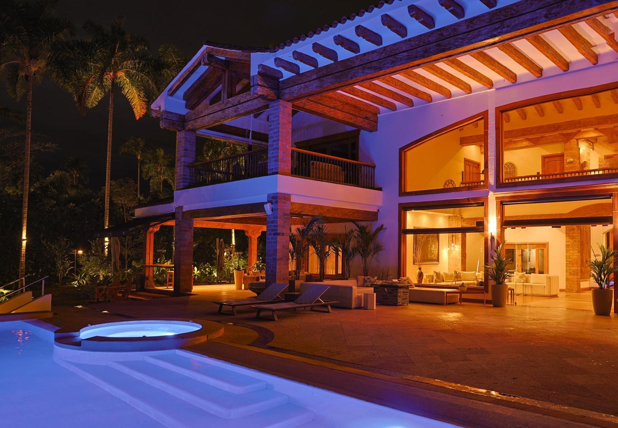 Visus Boutique & Hotel